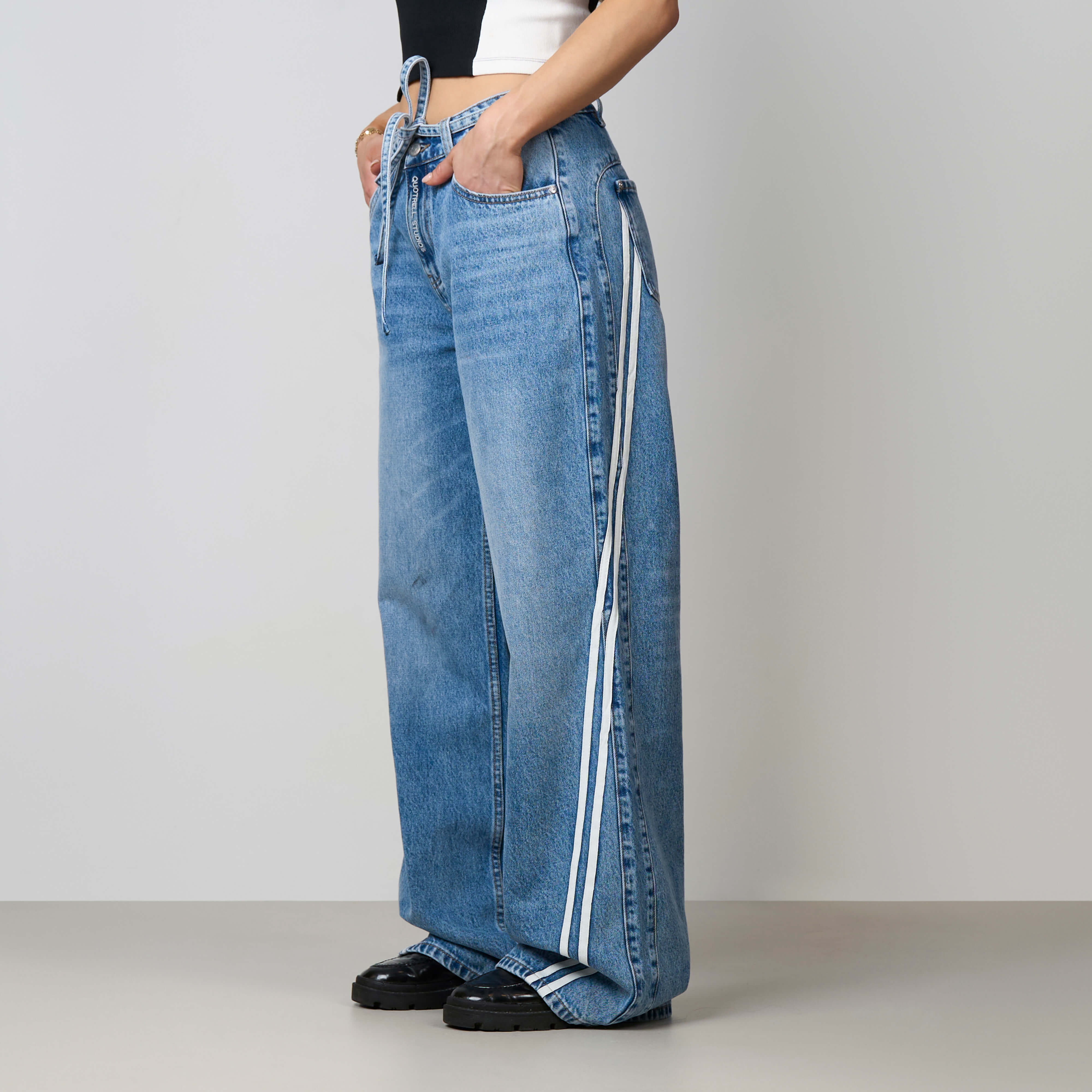 CLEO DENIM JEANS | WASHED BLUE