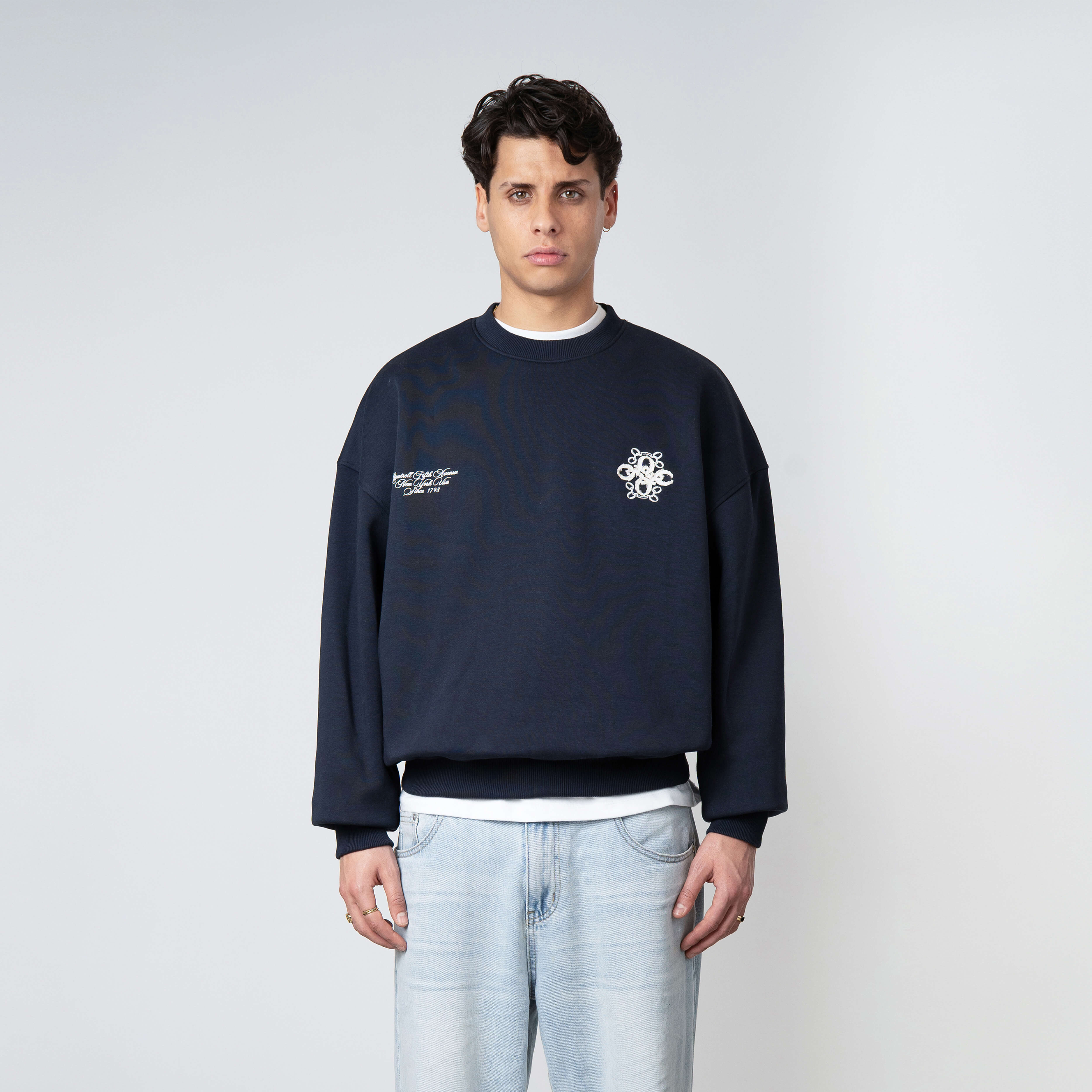 INSIGNIA CREWNECK | NAVY/WHITE - Image 5