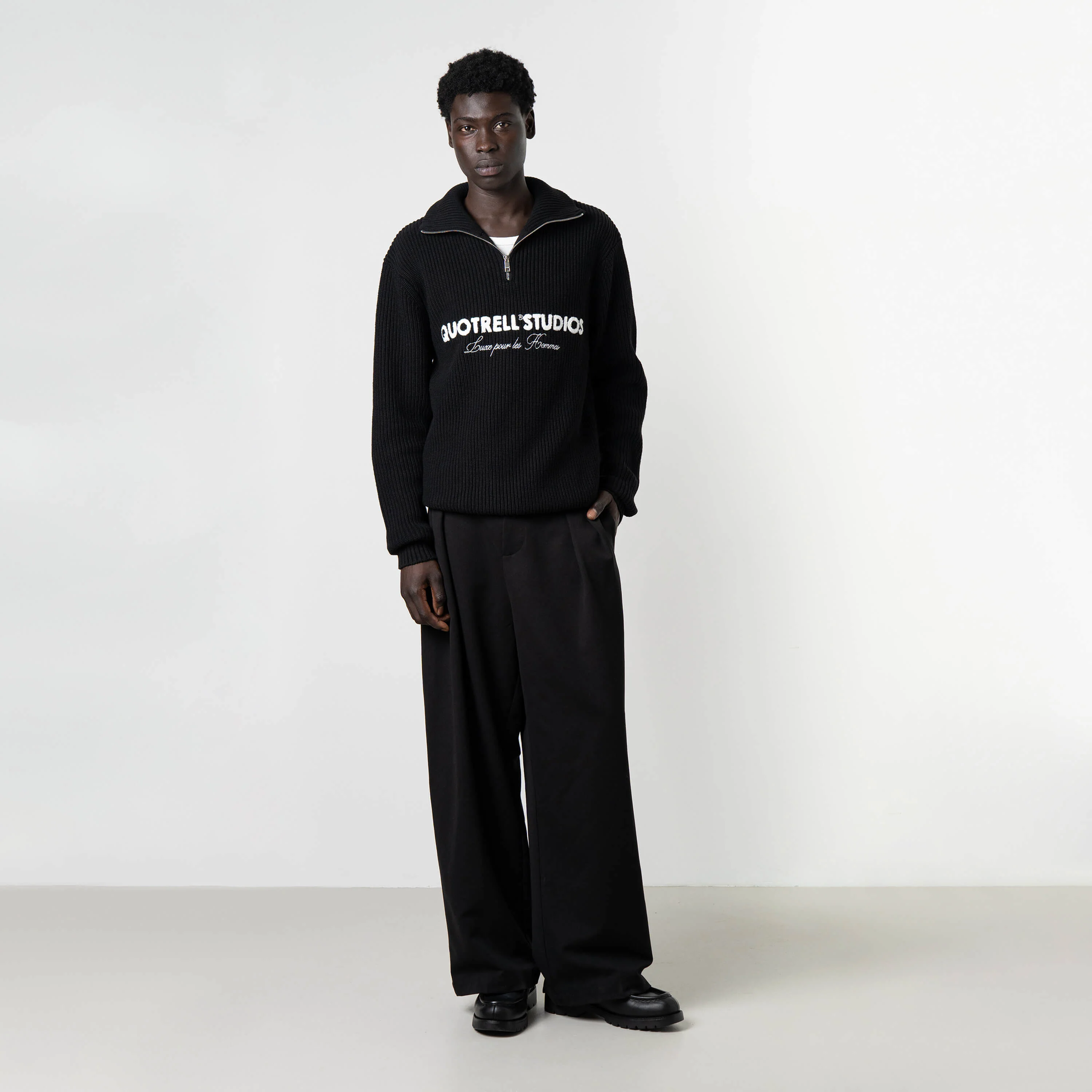 JACE STUDIO ZIP UP | BLACK/WHITE - Image 4