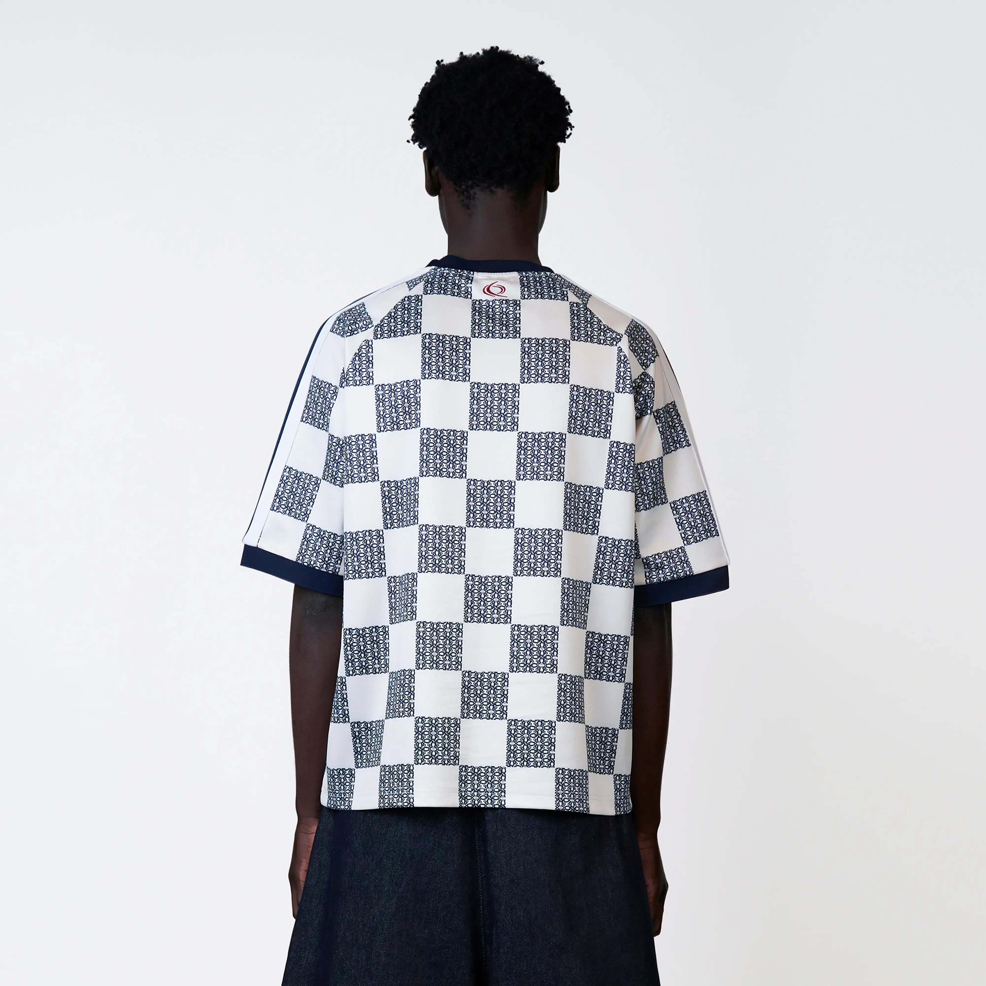 JAYDEN TEE | OFF WHITE/NAVY - Image 3