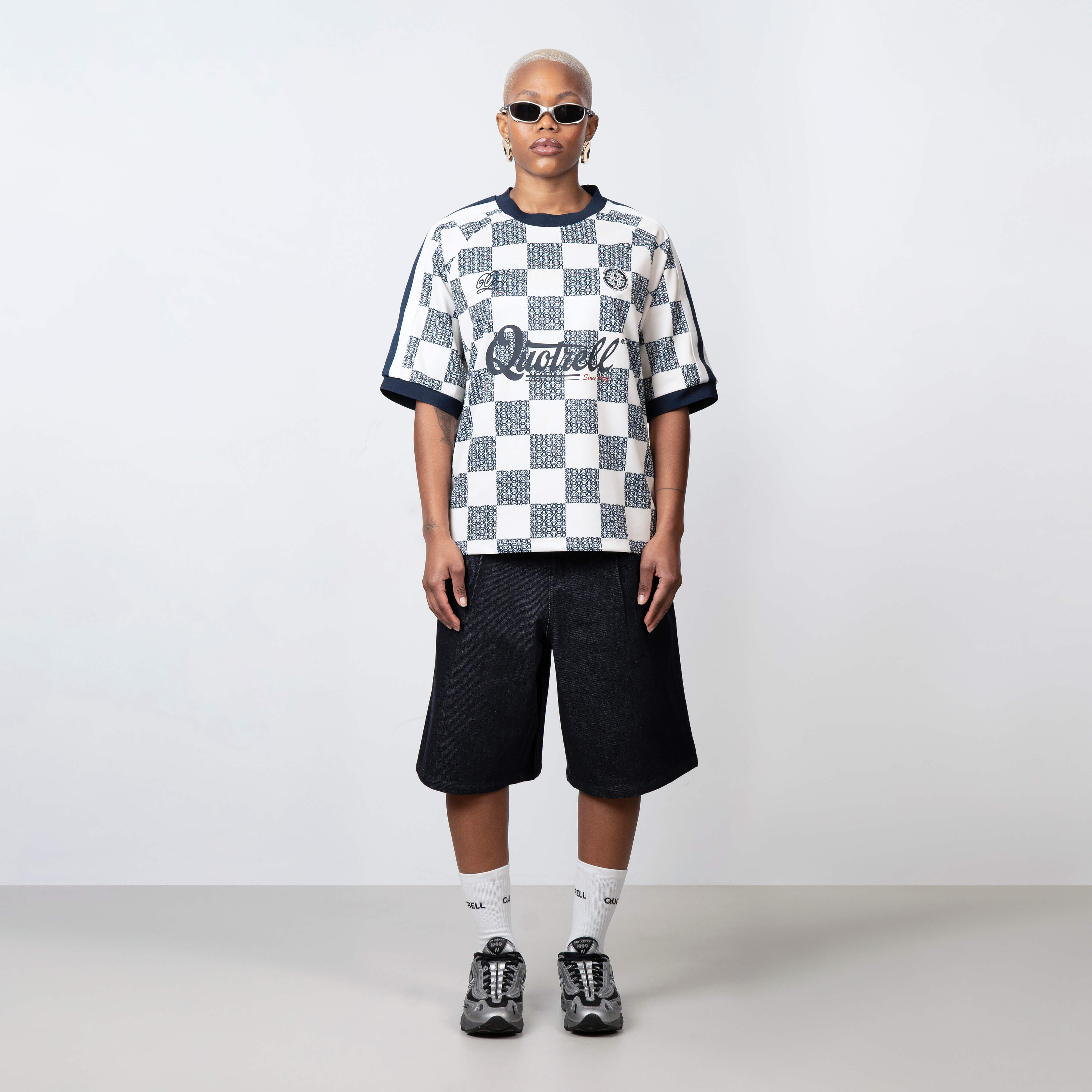 JAYDEN TEE | OFF WHITE/NAVY - Image 8